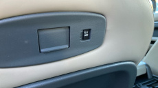 Land Rover Defender 3.0 D300 HSE 110 5dr Auto Diesel Estate